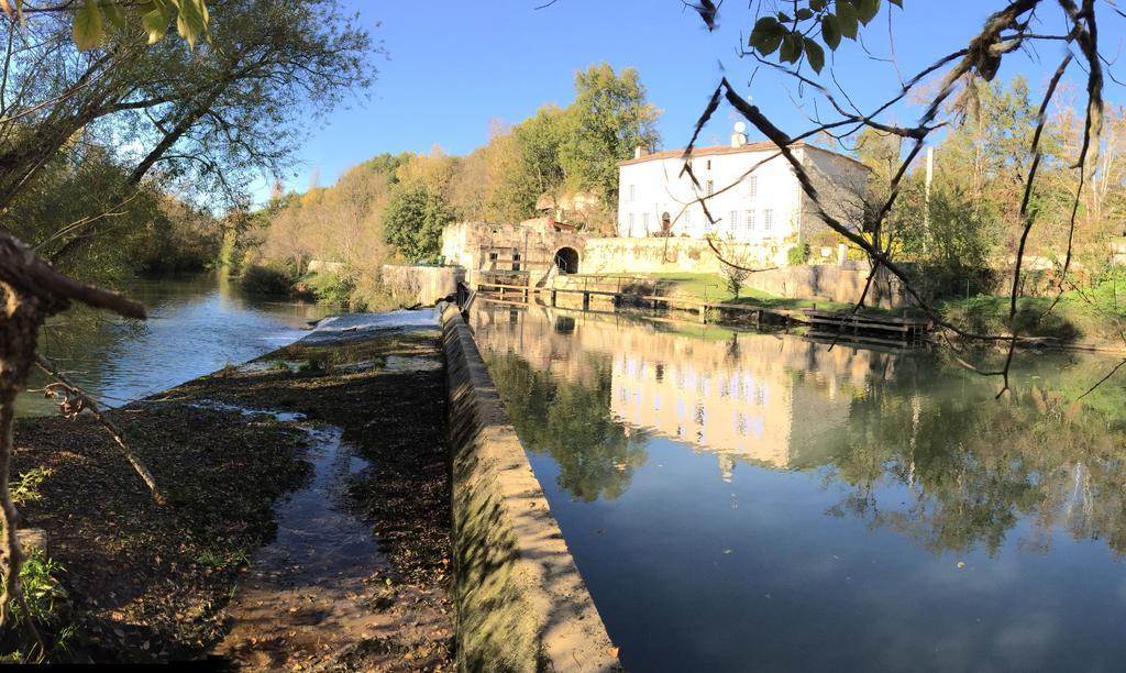 Moulin de Bapaumes Bed and Breakfast Nérac Buitenkant foto